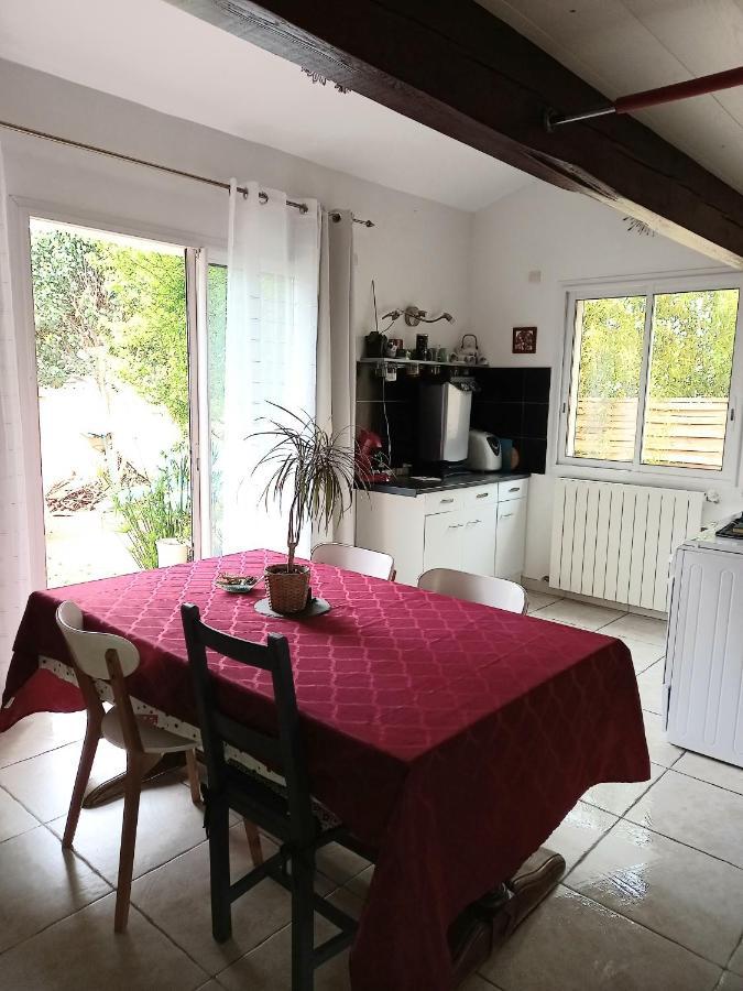 Вилла Loft Ambrussum, Jacuzzi, Jardin,Bbq Люнель Экстерьер фото